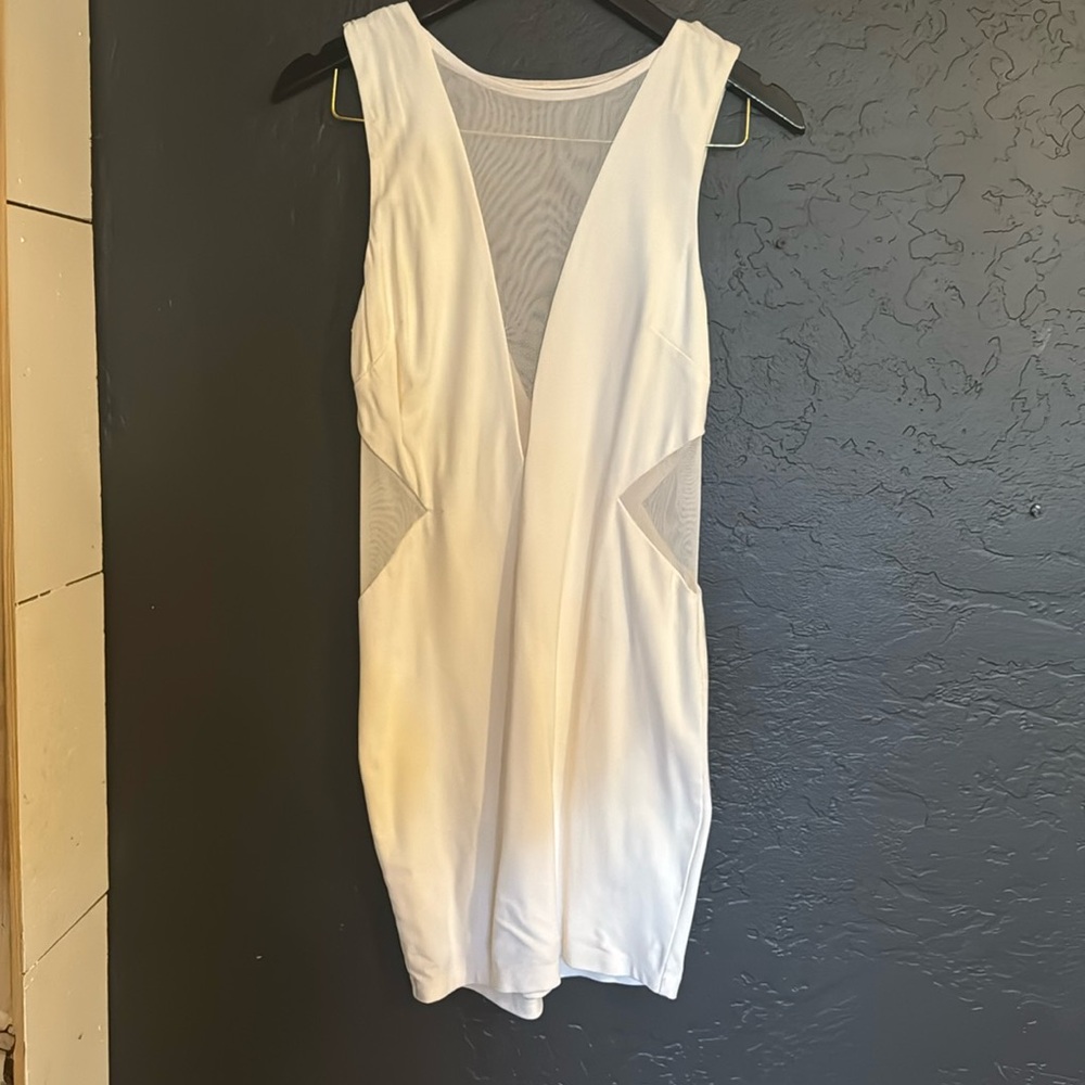 Bebe dress  skin show